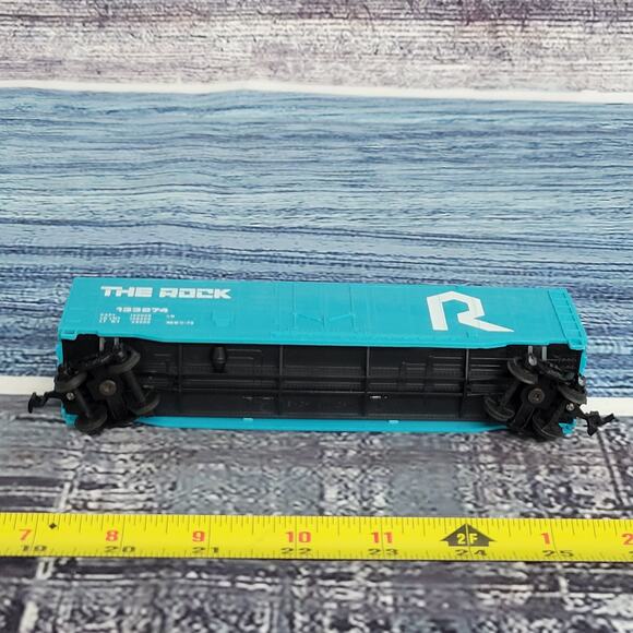 Bachmann H.O scale The Rock teal/white boxcar - Picture 7 of 7